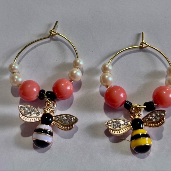 Glass Wine Charms, Bee themes Wine Charms, Glass Tags,Housewarming gift 4 charms - Picture 3 of 7